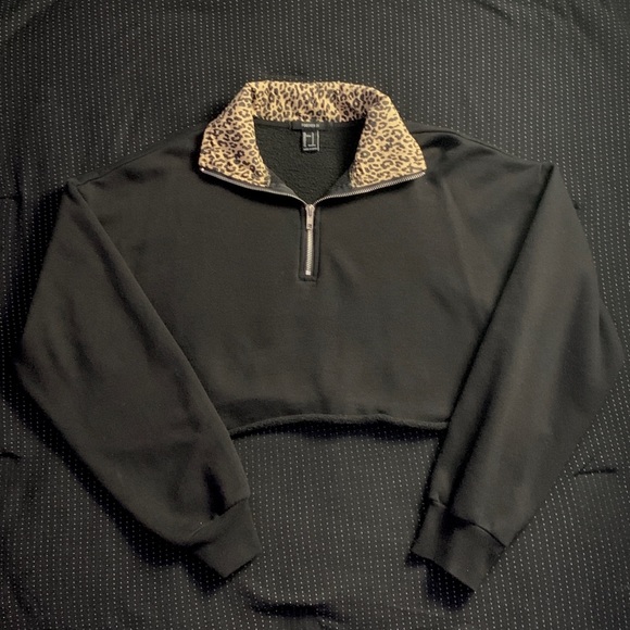 Forever 21 Tops - F21 ✿ half zip sweatshirt